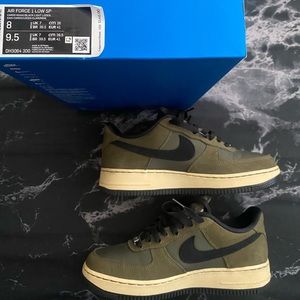 Never worn brand new.